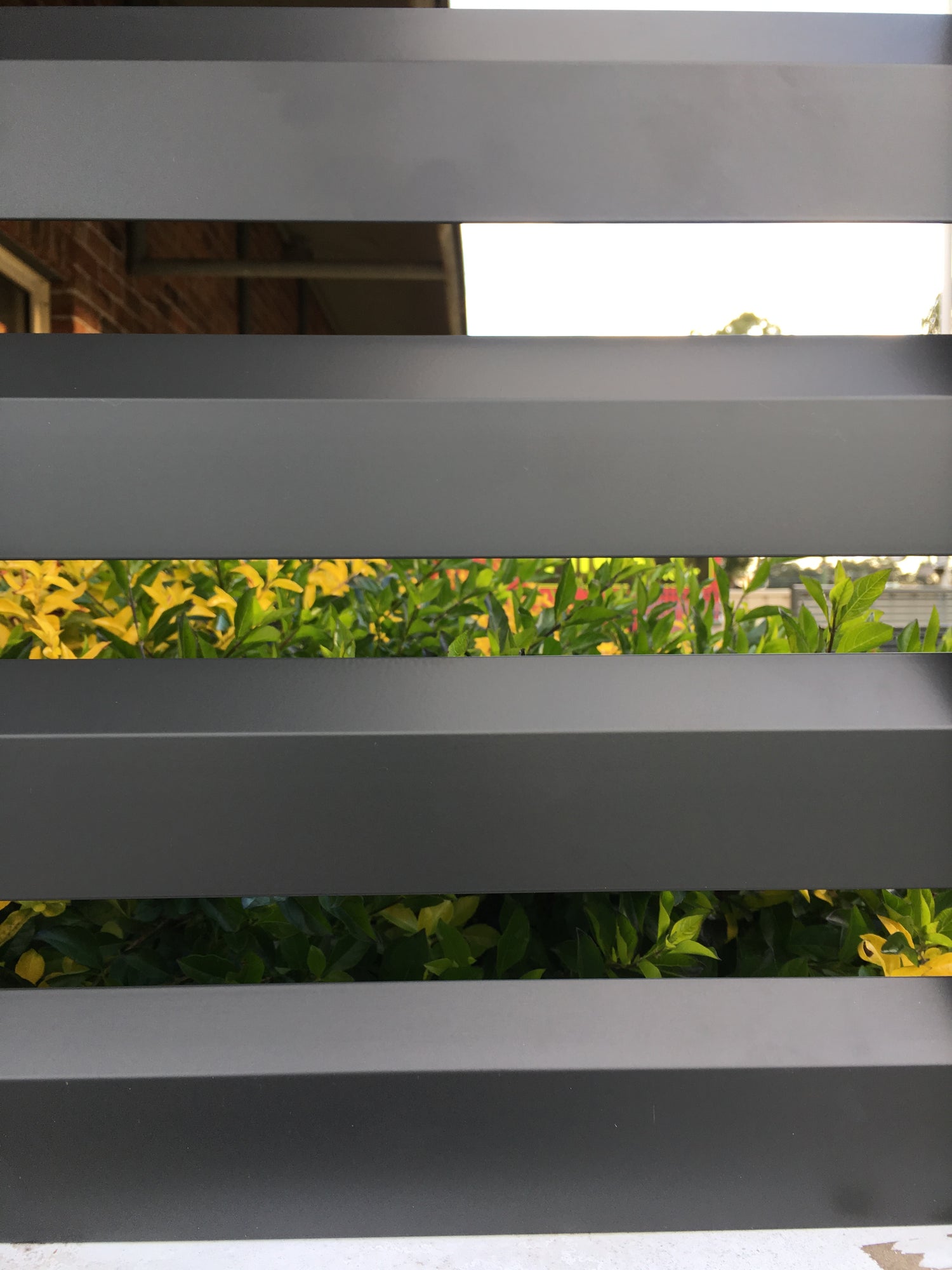 Loov-A-Slat aluminium slat fencing panel 30mm gap