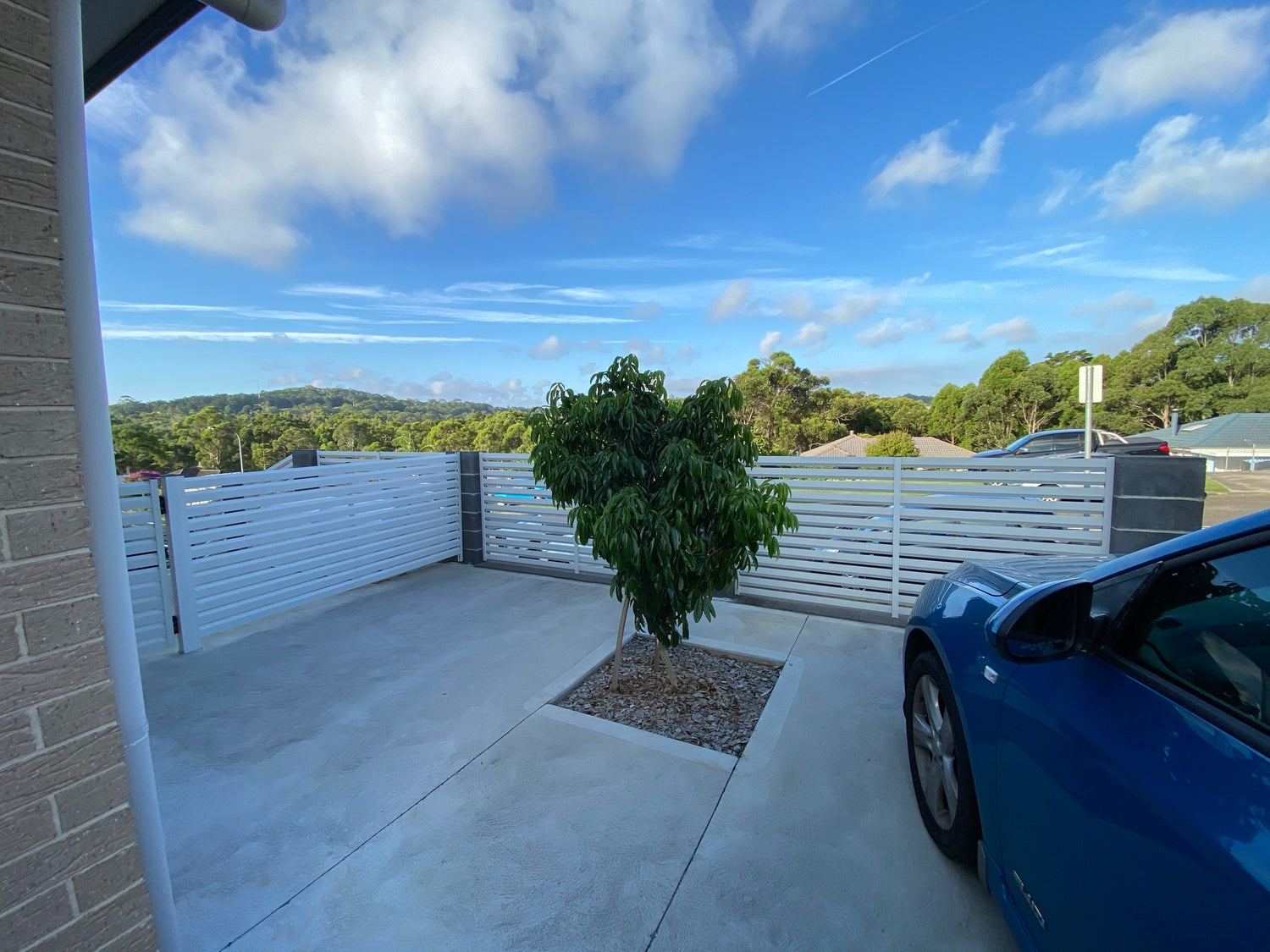 Loov-A-Slat aluminium slat fencing panel