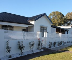 Slat fencing