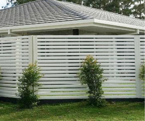 Loov-A-Slat aluminium slat fencing panel