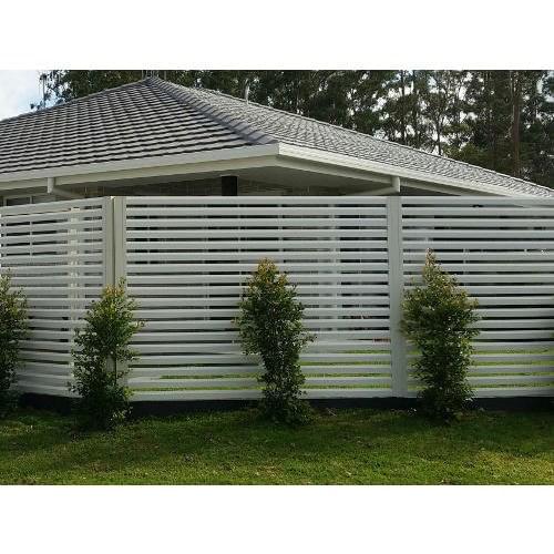Loov-A-Slat aluminium slat fencing panel 